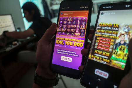 Slot dengan jackpot progresif menjadi pilihan menarik bagi banyak pemain karena potensi kemenangan yang sangat besar. Setiap kali pemain